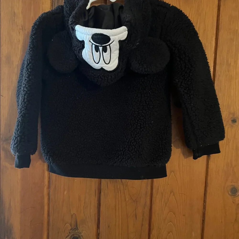 Size 3T Mickey mouse with hood - Picture 3 of 5
